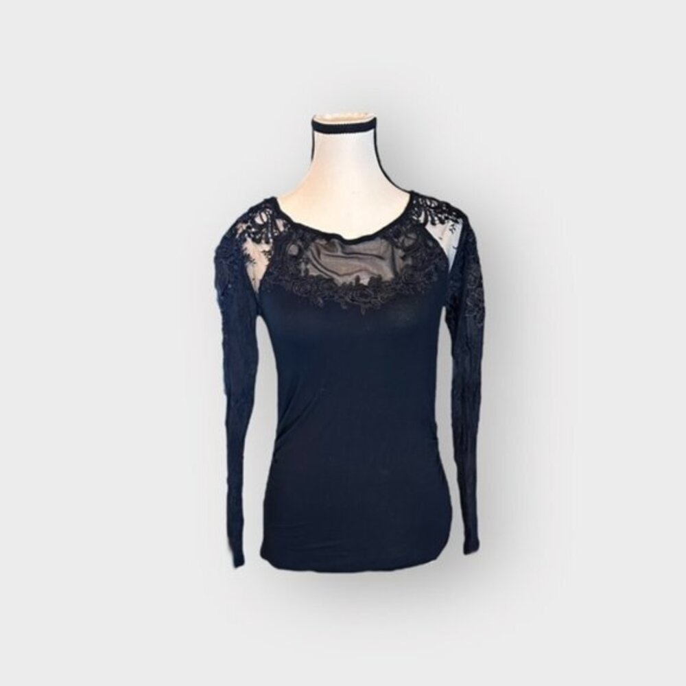 Women’s Vintage Designer Black Collection Medium Mesh Appliqué Embroidered Top M